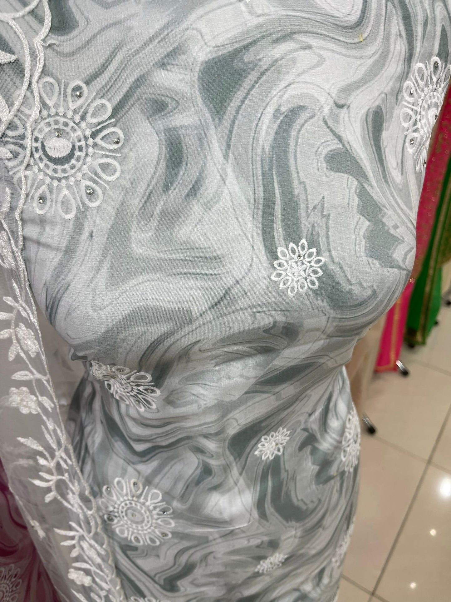 CONTRAST EMBROIDERED COTTON WITH NET DUPATTA